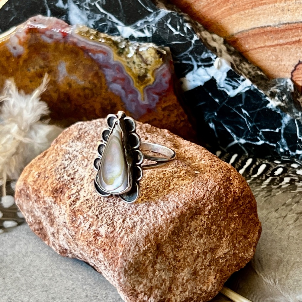 Triangle Design Abalone Shell Ring - image 3